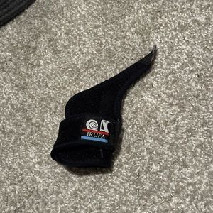 IRUFA Thumb Support Brace for Right Hand NEOT award winning for mommy thumb